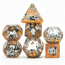 Load image into Gallery viewer, Sun-Scorched Skull Dice Set
