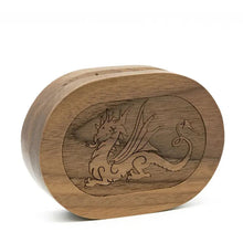 Charger l'image dans la galerie, Boîte en bois gravée Sigilbound pour dés Donjons et Dragons