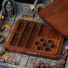 Charger l'image dans la galerie, Boîte de rangement en bois pour dés d'aventurier classique