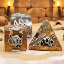 Load image into Gallery viewer, Sun-Scorched Skull Dice Set