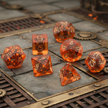 Load image into Gallery viewer, Gears of War Machine Resin Dice Set