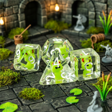 Load image into Gallery viewer, Frog Buddy Dice Set for Dungeons & Dragons