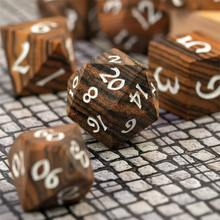 Charger l'image dans la galerie, Ensemble de dés polyédriques en acier usé au combat pour donjons et dragons