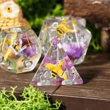 Load image into Gallery viewer, Bee &amp; Flowers Dice Set for Dungeons &amp; Dragons
