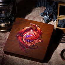 Charger l&#39;image dans la galerie, Red Dragon Wood Dice Storage &amp; Tray for Dungeons &amp; Dragons
