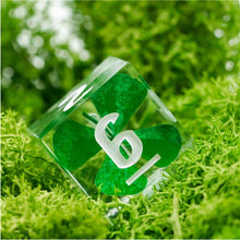 Load image into Gallery viewer, Lucky Clover Leaf Dice Set for Dungeons &amp; Dragons
